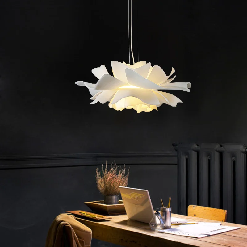 

Modern simple and creative restaurant chandelier clothing store personalized lighting network red ins girls exhibition hall