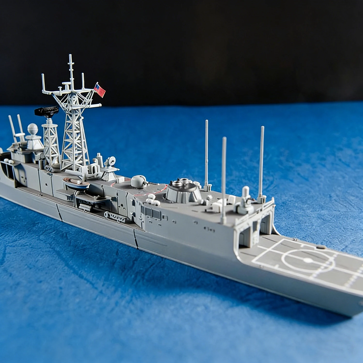 Фото 1/700 Моделирование Oliver Hazard Перри-класса Frigate Модель 20 см Богатая деталь Корабли Статическая модель Корабль Игрушечный орнамент Модель военного корабля №5