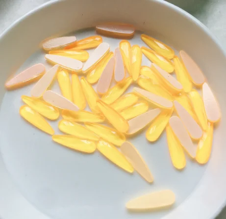 

100pcs 3x10mm New nail fluorescent water drop diamond decoration mobile phone case DIY material night luminous diamond