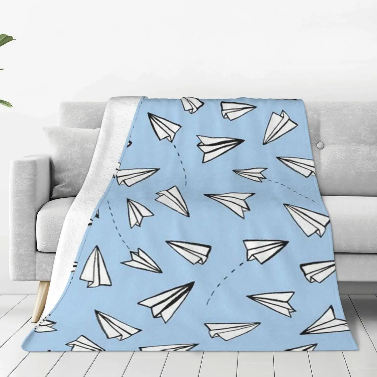 

White Paper Plane Soft Fleece Throw Blanket Warm and Cozy for All Seasons Comfy Microfiber Blanket for Couch Sofa Bed 40"x30"