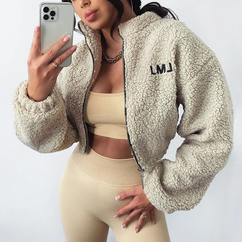 

2023 Autumn and Winter New Street Fashion Women's Stand-up Collar Slim Lamb Velvet Letters Embroidered Long-sleeved Jacket Women