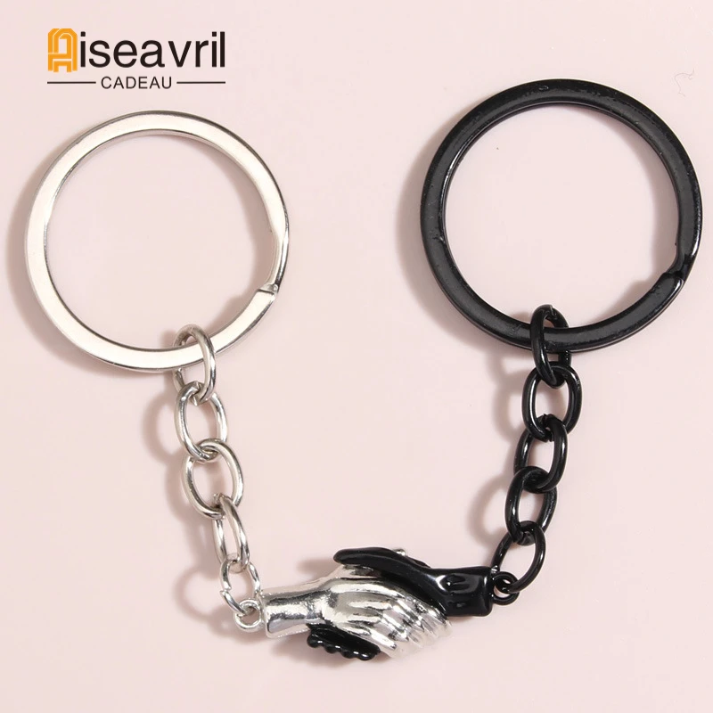 

New Design Keychain Hand in Hand Magnetic Button Key Ring Handshake Key chains For Couple Friend Gifts DIY Handmade Jewelry