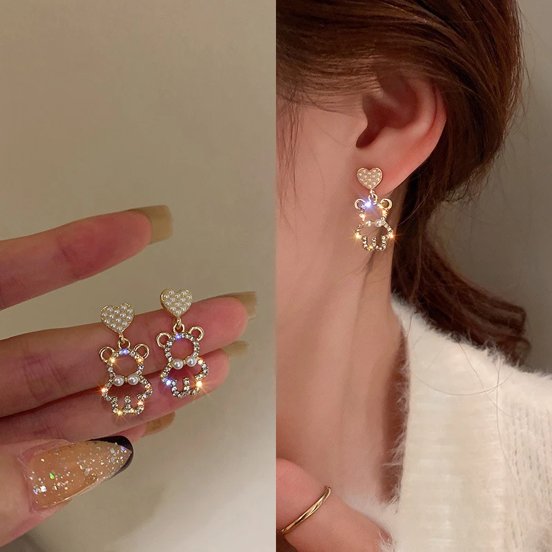 2022 New Pearl Rhinestone Bear Love Earrings Female Exquisite Small Earrings Korea Simple Cute Earrings Female Party Jewelry
