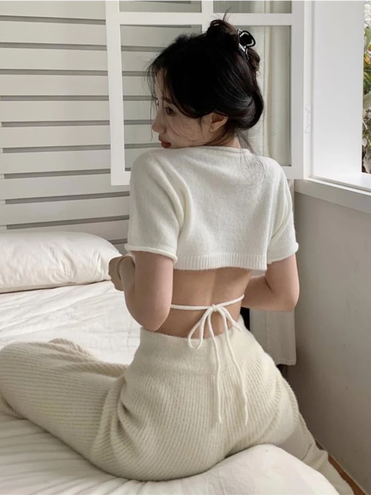 

Deeptown Y2K Vintage Knitted Crop Tops Women Korean Fashion Sexy Slim Short Sleeve T Shirts Casual Backless Basic Tees Aesthetic
