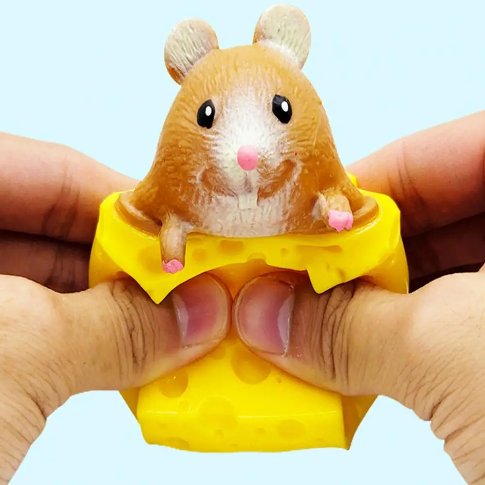 

Great Pinch Mouse Cheese Toy Pinch Toy Lightweight Realistic Collectible