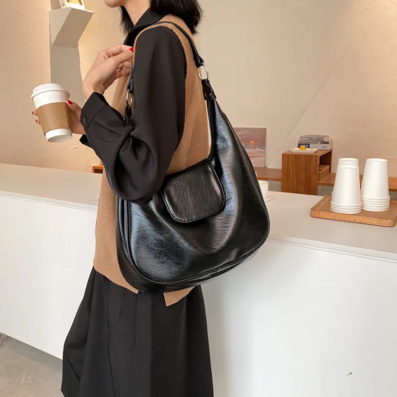 

Women's Bag PU Leather Luxury Design 2022 New Trendy Simple Retro Tote Bag is Large Capacity Shoulder Bag