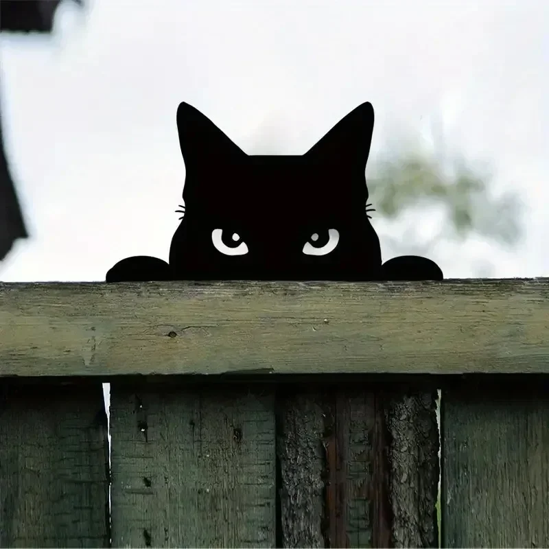 

Декоративная скульптура кошки из железа черная