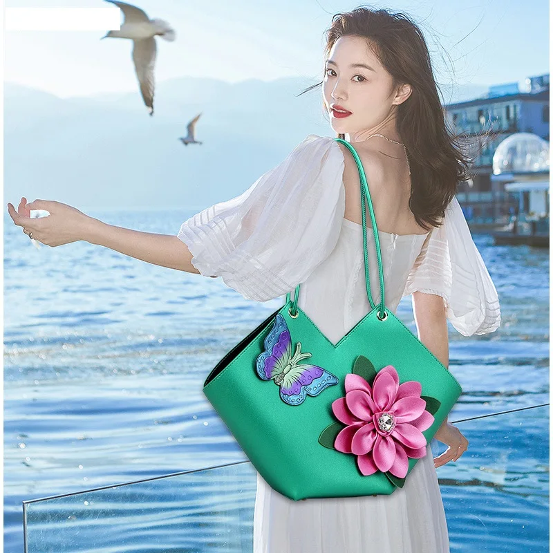 

2023 New Fashion Unique Butterfly Decal Design Large Capacity Tote Bag Composite Bag Elegant National Style Shoulder Bag