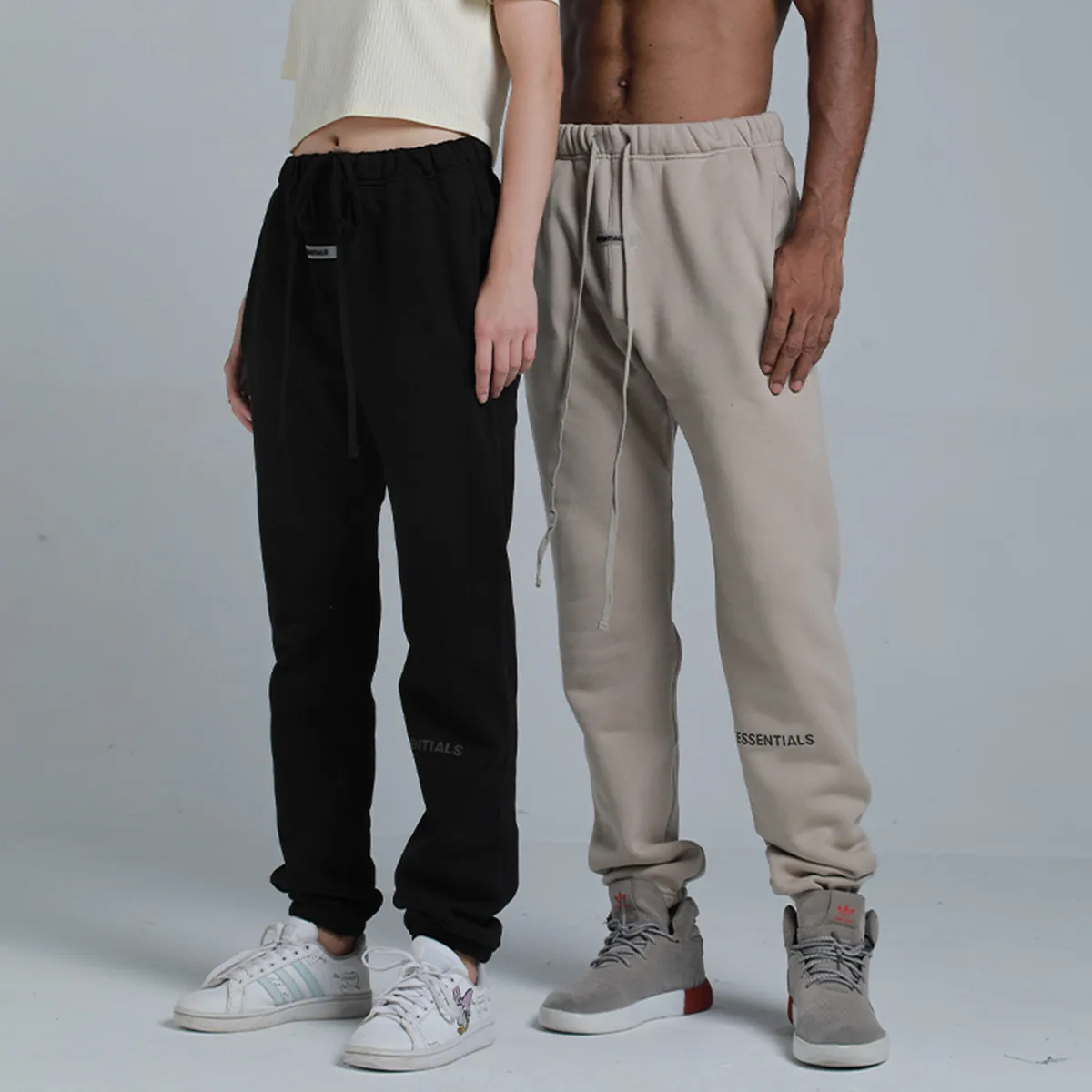 

Спортивные брюки Fw19 унисекс, модные брендовые базовые штаны для бега, простые Светоотражающие Свободные толстовки с маленькими буквенным л...