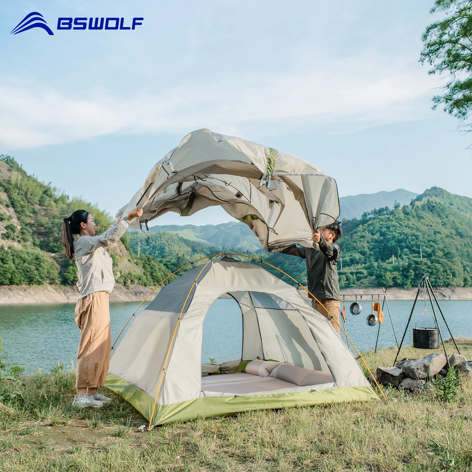 Туристическая палатка BSWOLF на 2-4 человек легкая двухслойная из алюминия для пеших