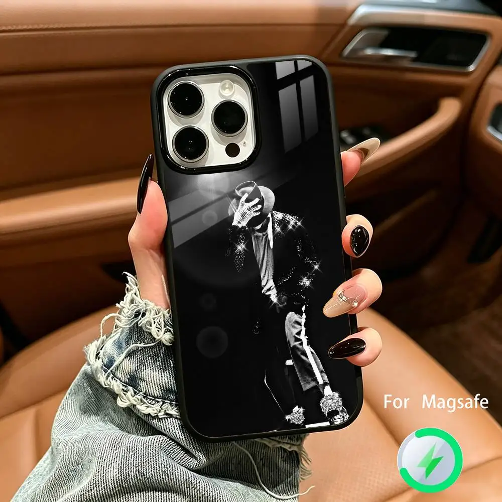 Чехол для телефона с беспроводной зарядкой King of Pop - Майкл Джексон для iPhone 17 16 15 14 13 12 11 Plus Pro Max Plus (art.: 3920da163d226) - 3920da163d226