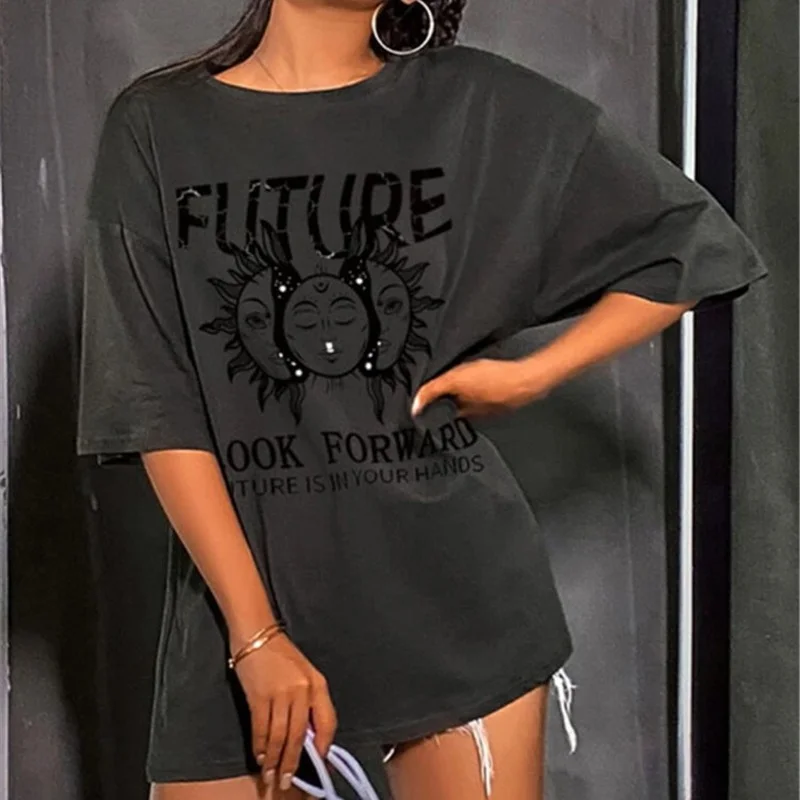 Black Unique Printed Women T-shirts Summer Fashion O-neck Short Sleeve Tops Letter Head Portrait Loose Casual Pullover Chic Tees