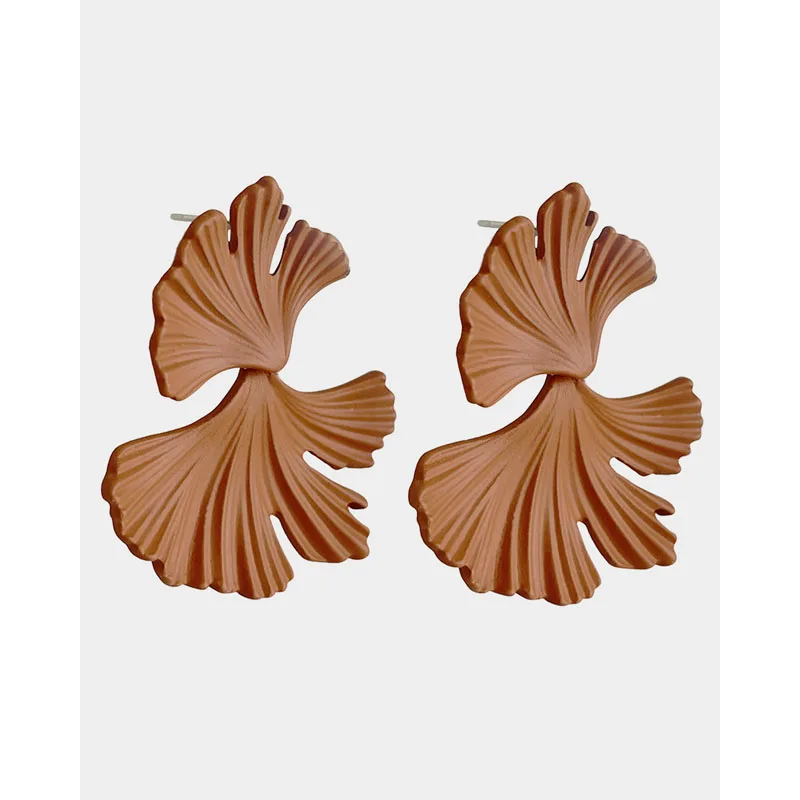 

Peri'sBox Fashion Multicolor Painted Ginkgo Leaf Stud Earrings for Women Pretty Morandi Petal серьги Statement Botanical Studs