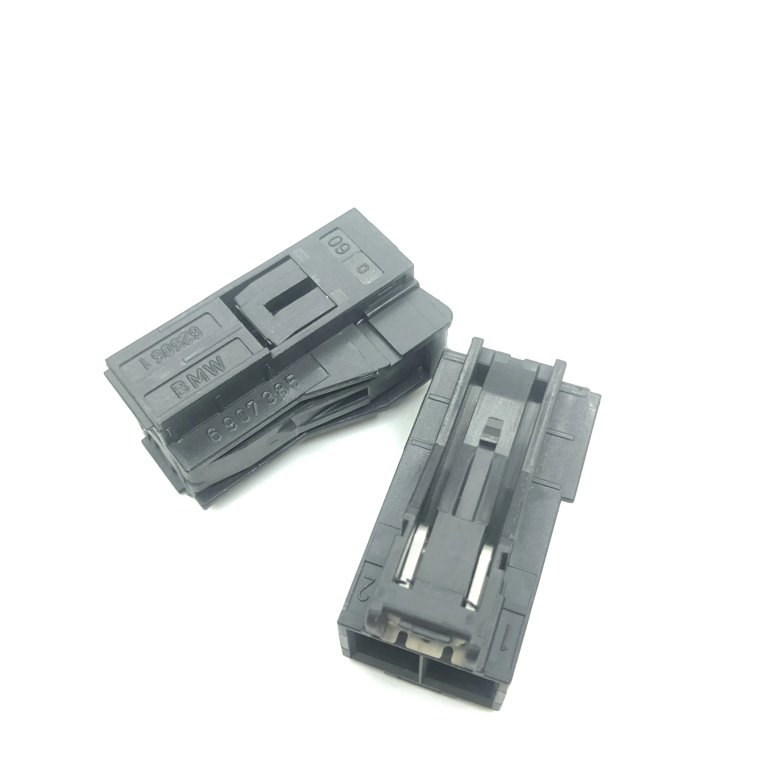 1pcs for BMW L7 Harman power amplifier power plug BO Hua power amplifier independent power plug 62505 1 Power terminal