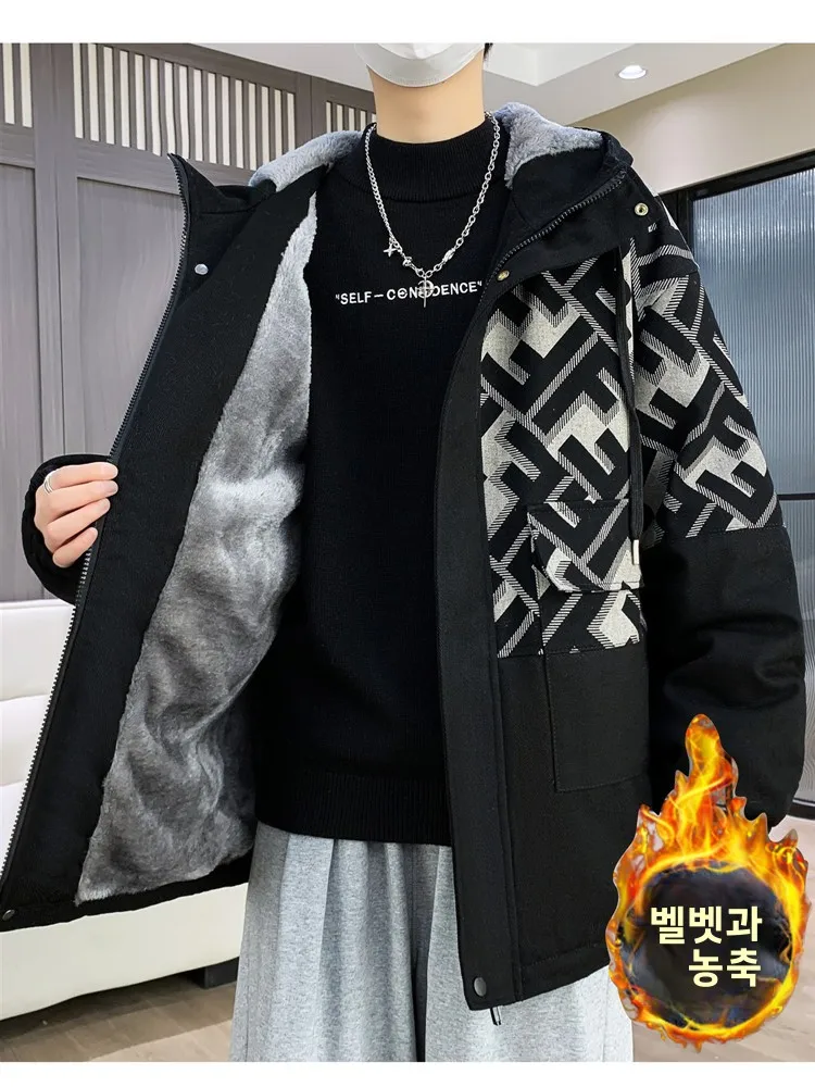 Утолщенная верхняя одежда для учащихся младших классов средней школы на