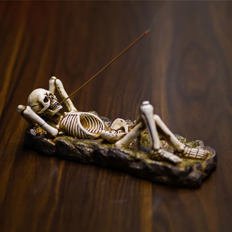 Skull Incense Holder Creative Ghost Incense Stick Tray Aromatherapy Stand for Home Bedroom Office Decoration Meditation