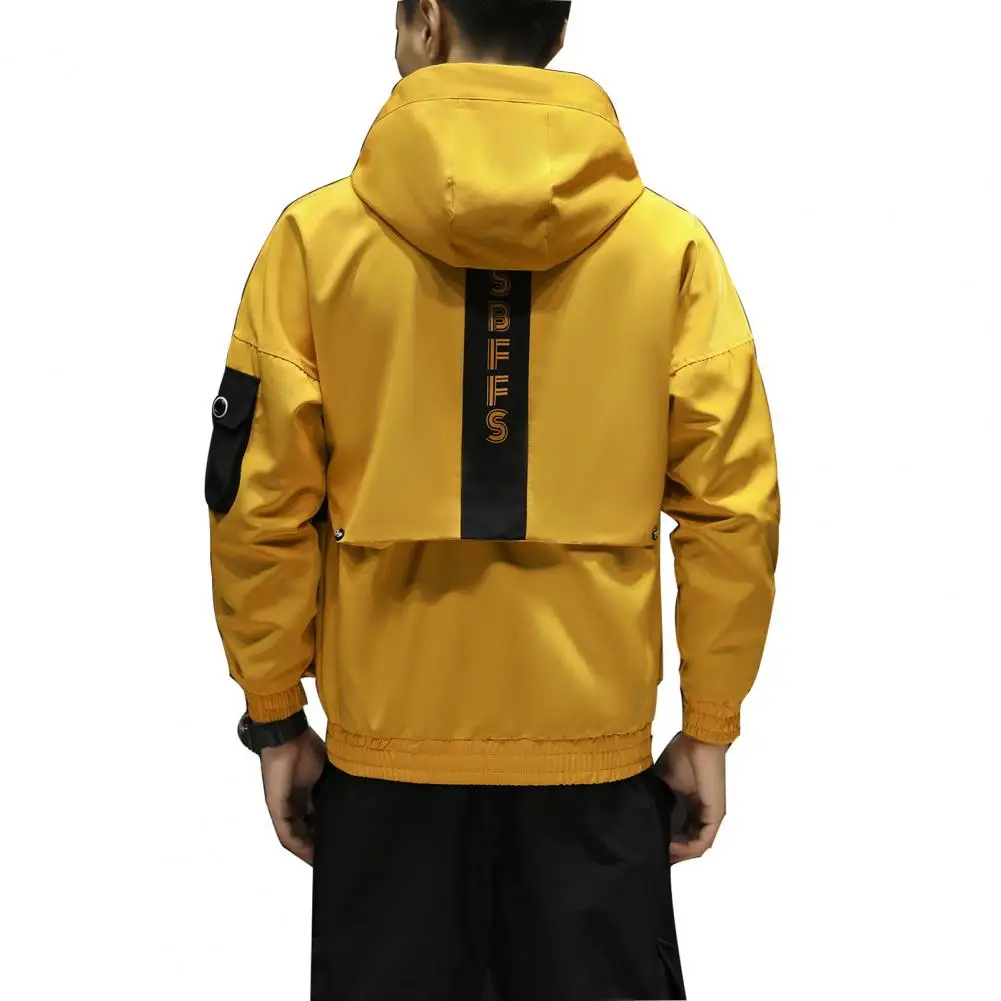 Мужская куртка популярная спортивная контрастных цветов с алфавитом для школы |