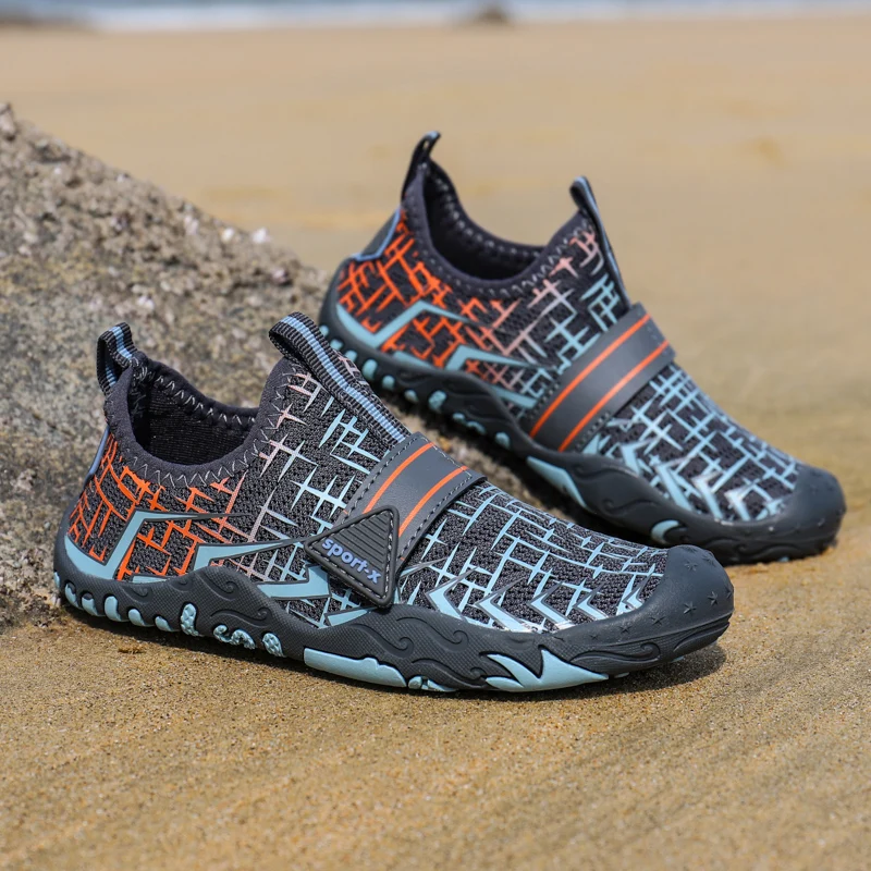 

Childrens Non Slip Water Sports Shoes Quick-Dry Breathable Aqua Shoes Elastic Boys Girls Barefoot Beach Upstream Wading Shoes