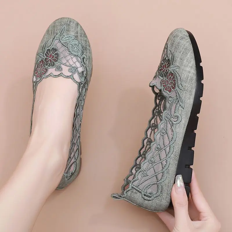 Summer Mesh Ballet Flats Women's Embroidered Flower Loafers Ladies Weightlight Wedge Shoes Free Shipping Mother Casual Slip Ons