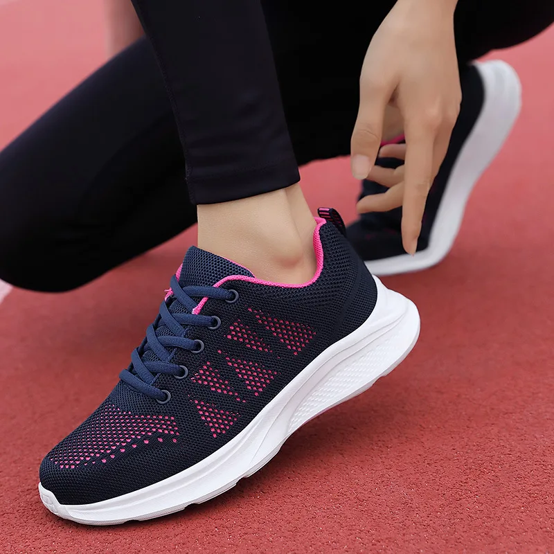 Рисунок 5 - Женские бейсбольные кроссовки