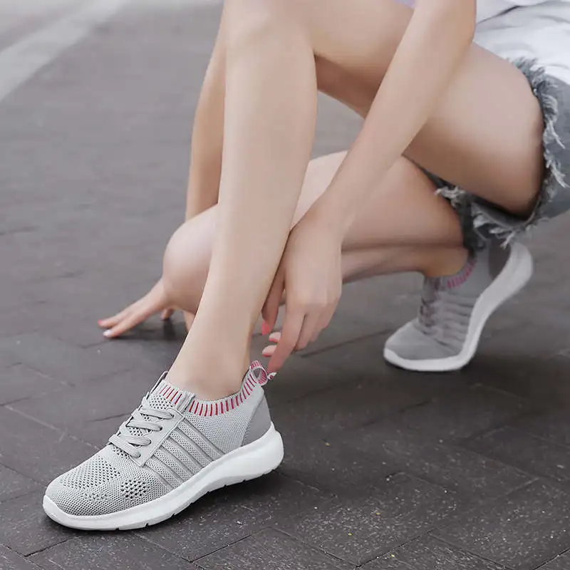 

Running Shoes Woman Knit Women Sports Designer Luxury 2021 Brand Luxury Sneakers Woman Lady Ladies Sport Shoes Sneakers Tennis