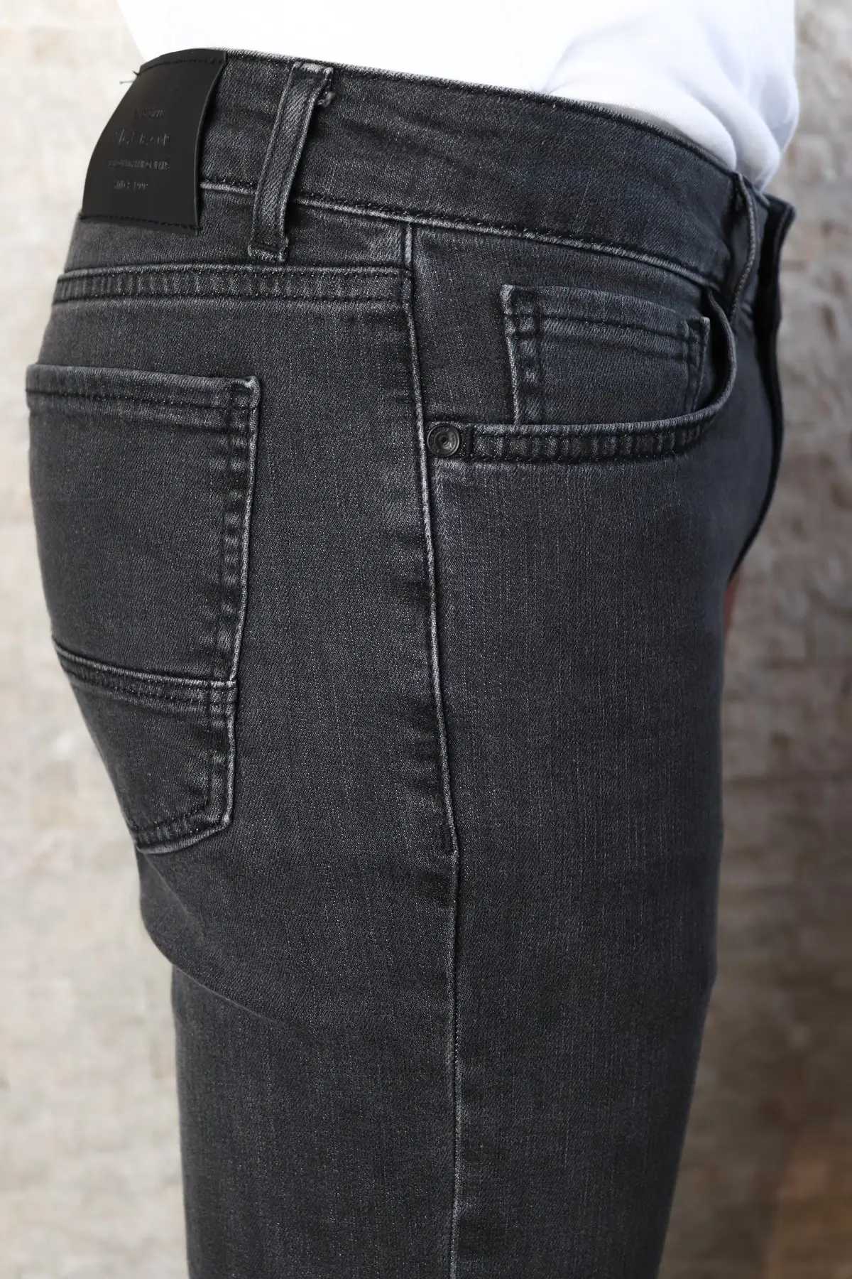 

Men's Dark Gray Slim Fit Pants Men's Jeans 2021