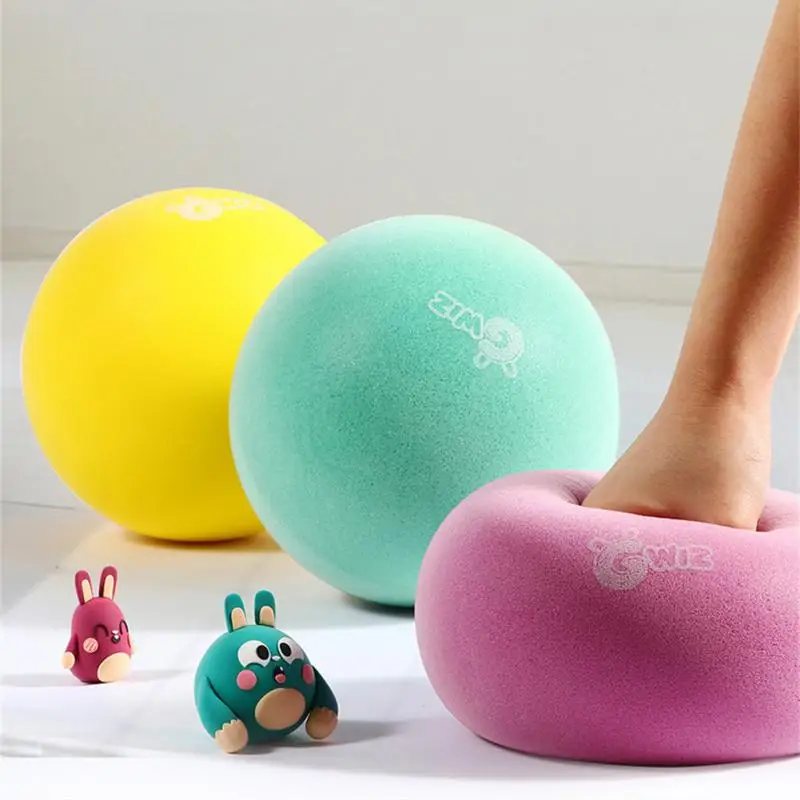 

Toy Ball Children's Sports Ball Toys Mute Racket Ball Small Leather Ball Basketball Elastic Ball Does Not Hurt The Floor Toys