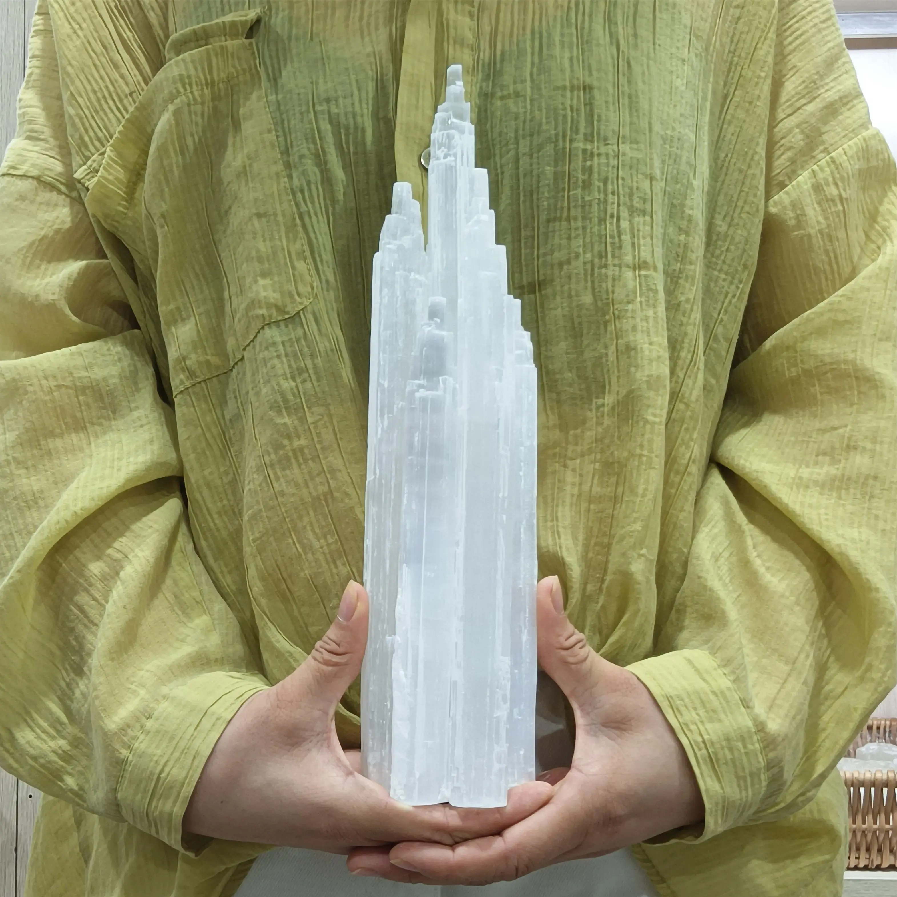 

Natural Moroccan Transparent Gypsum Pagoda Crystal Energy Ore Home Office Decoration Craft Gifts Mineral Healing Ornaments