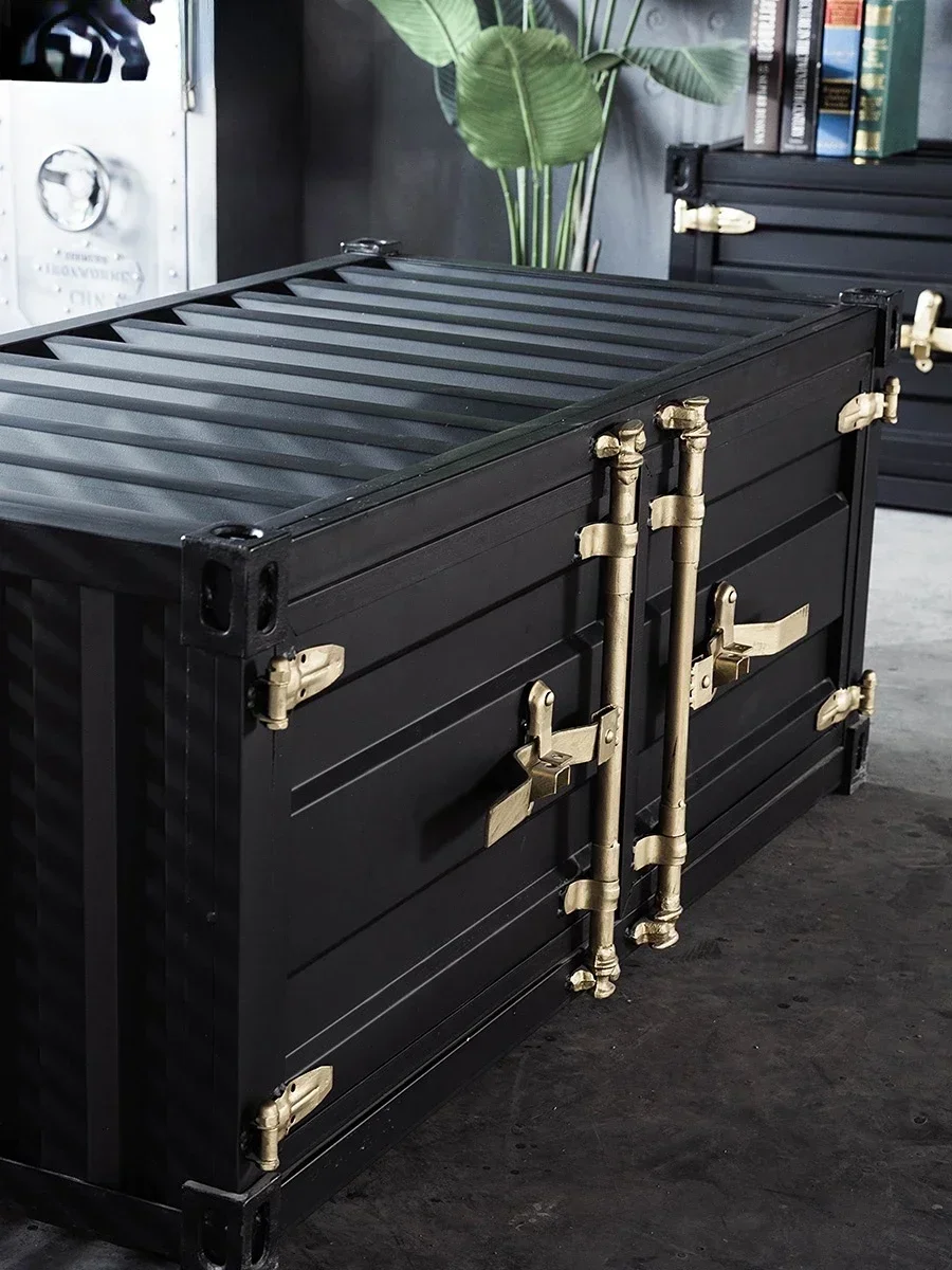 Ретро шкаф для гостиной