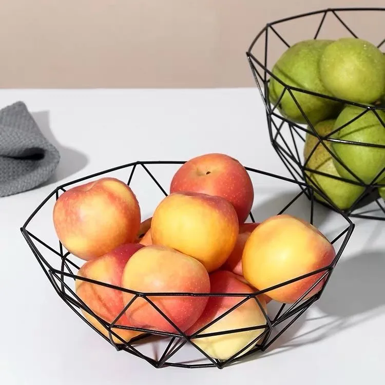 Simple Modern Iron Fruit Basket Fruit Container Bowl Home Creative Snacks Bread Storage Drain Basket Table Snacks Display Tray