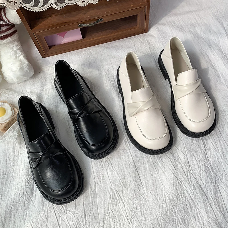 

Shoes Woman 2022 Shallow Mouth Casual Female Sneakers Flats British Style Slip-on Round Toe Oxfords Loafers With Fur New Dress P