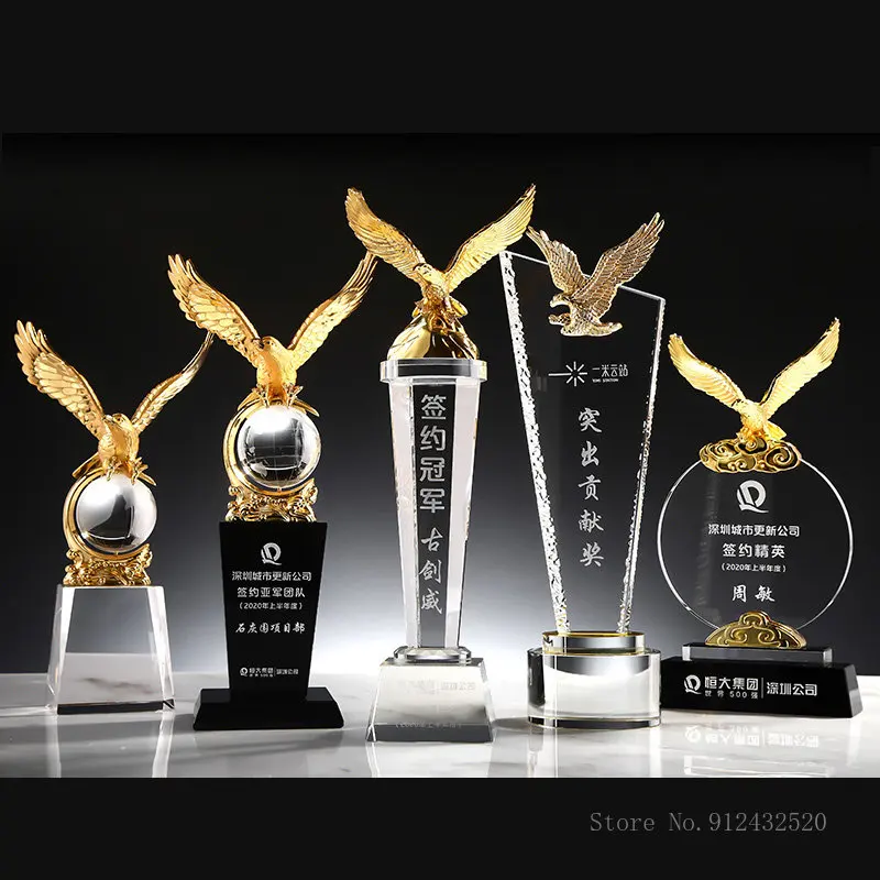 Creative highend metal eagle crystal trophy Customized lettering award souvenir Home living room office decor Eagle shape trophy