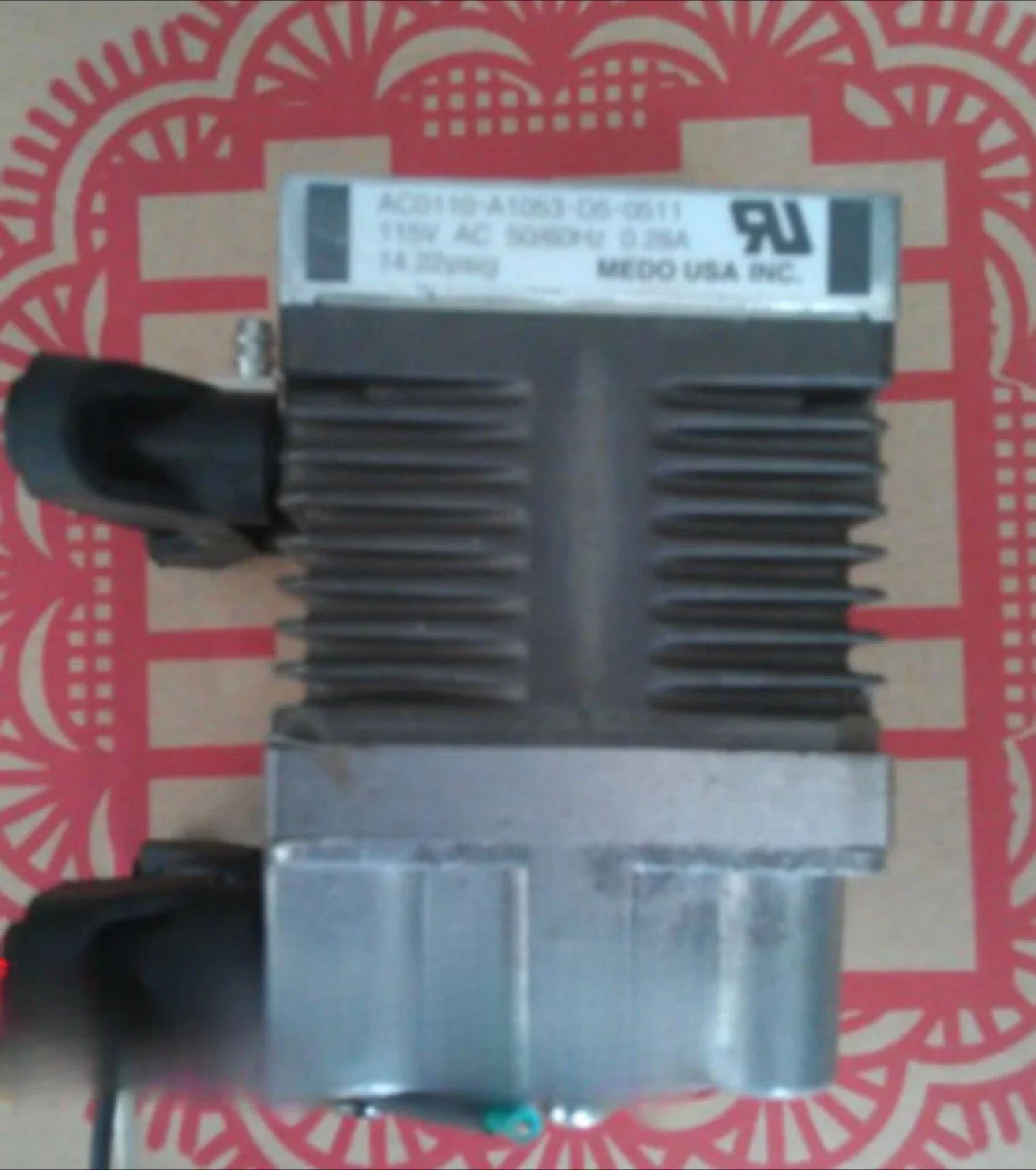 Вакуумный насос MEDO AC0110-A1053-D5-0511 115 В 0 28 А 50/60 Гц # E-G5 GY