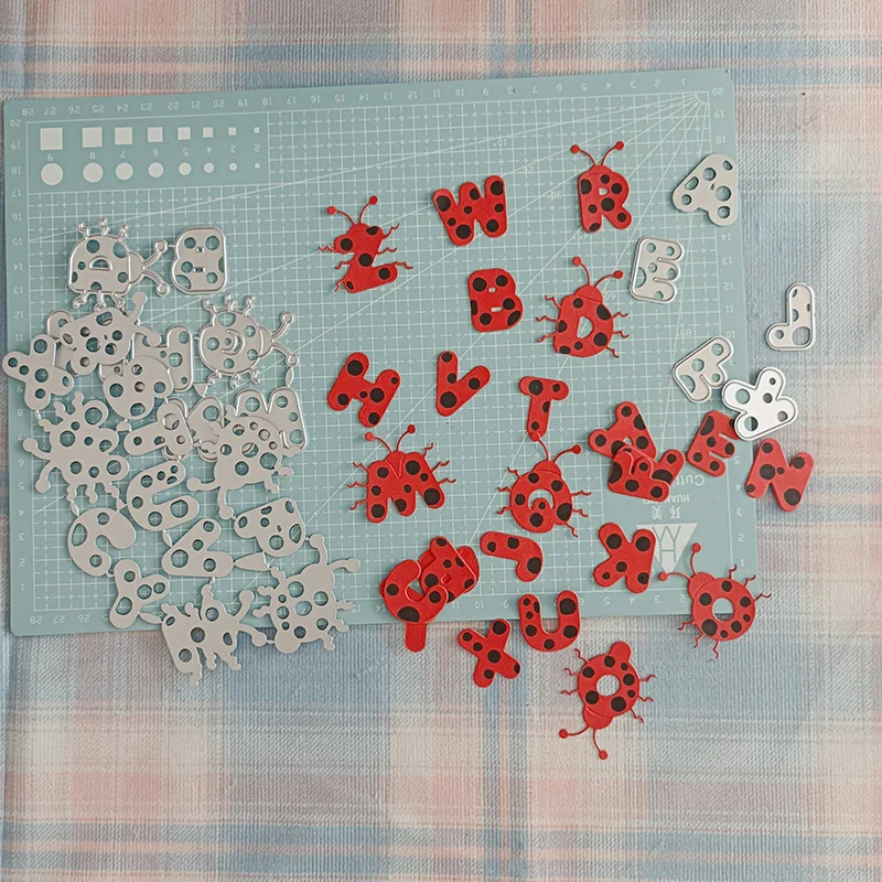 1 дюйм Божья коровка Алфавит буквы шрифты английская высечка для весны День