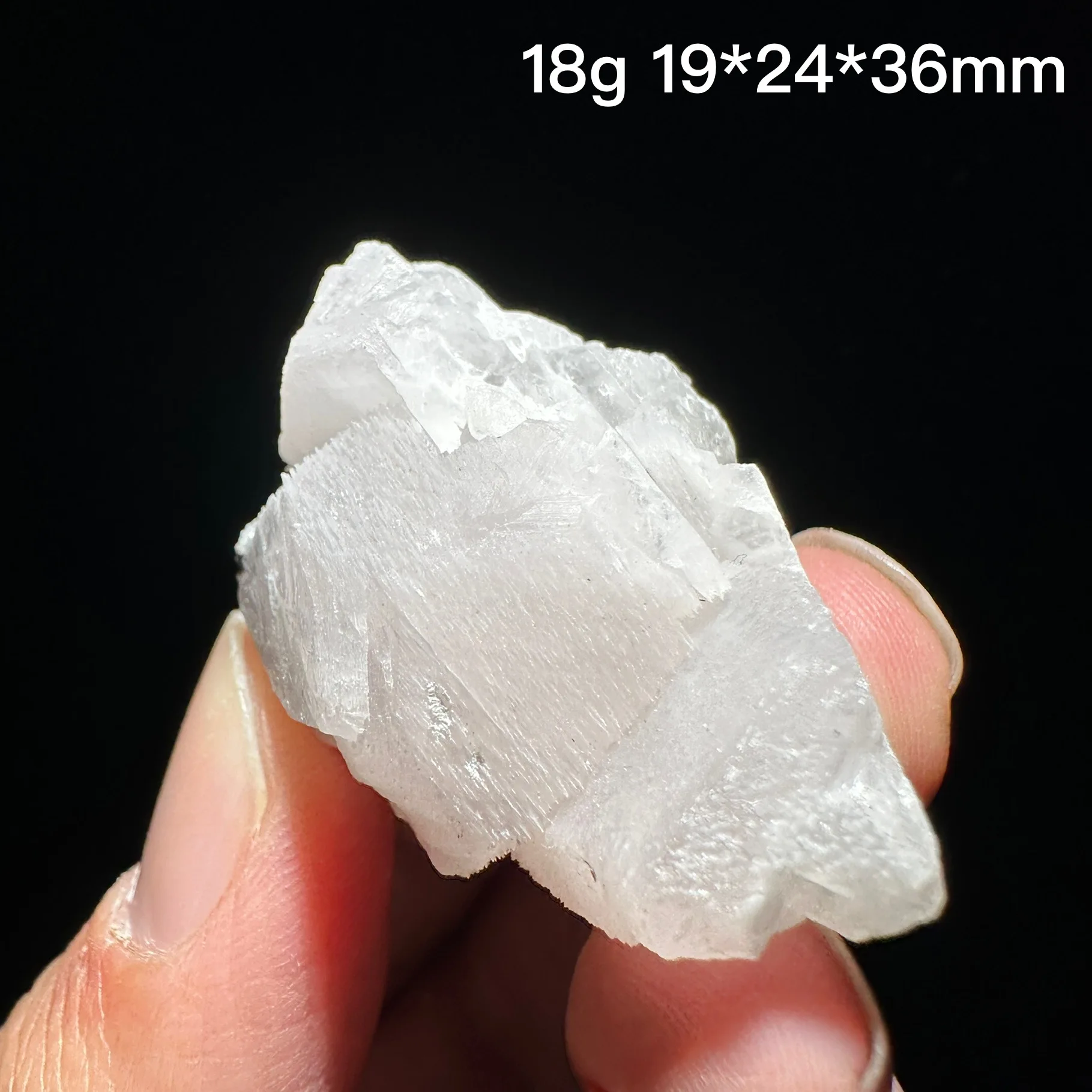 

Флуоресцентный белый кальцит