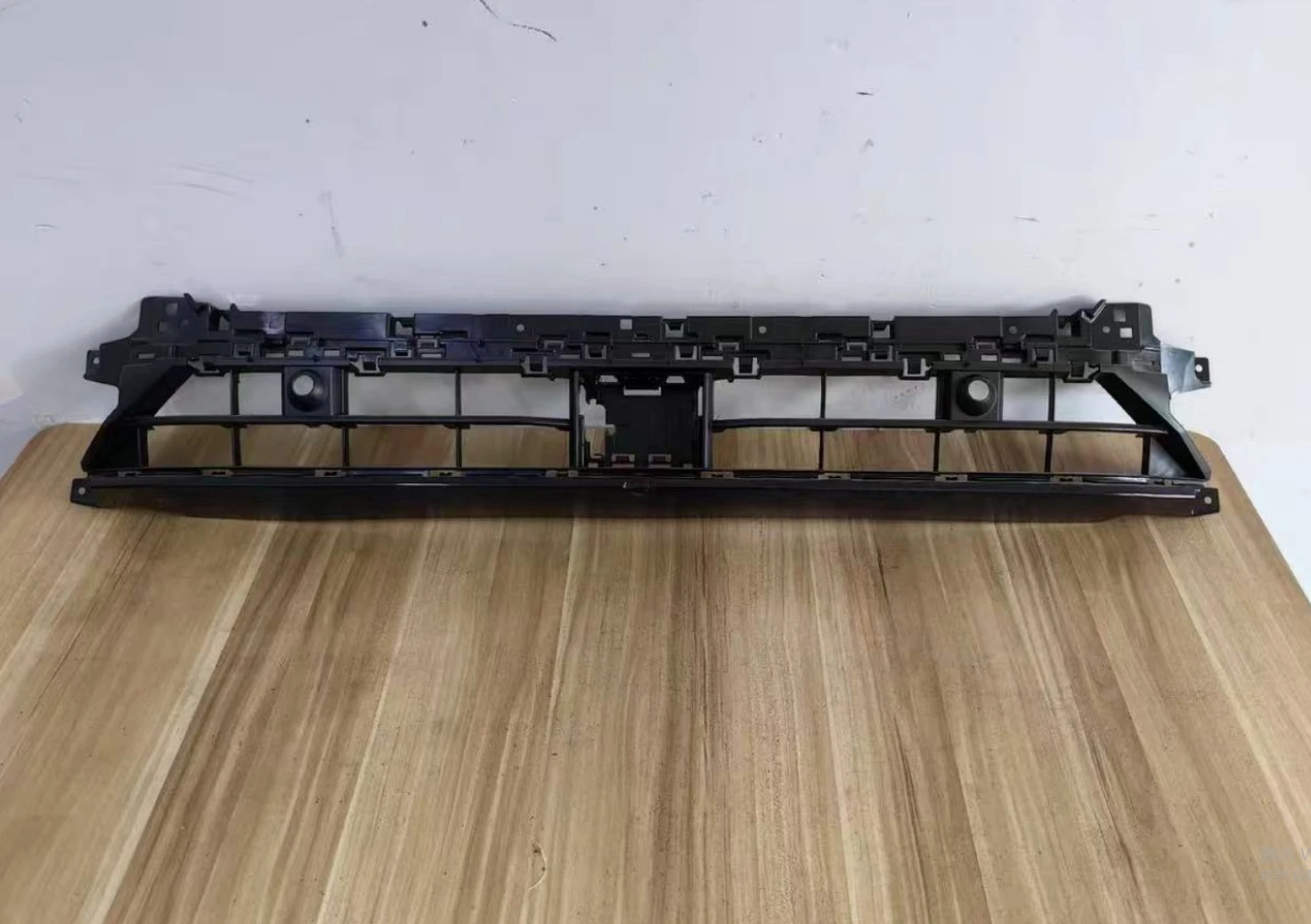 Фото OEM для Audi Q3 2019-2022 Нижняя решетка 83G 807 683A №4