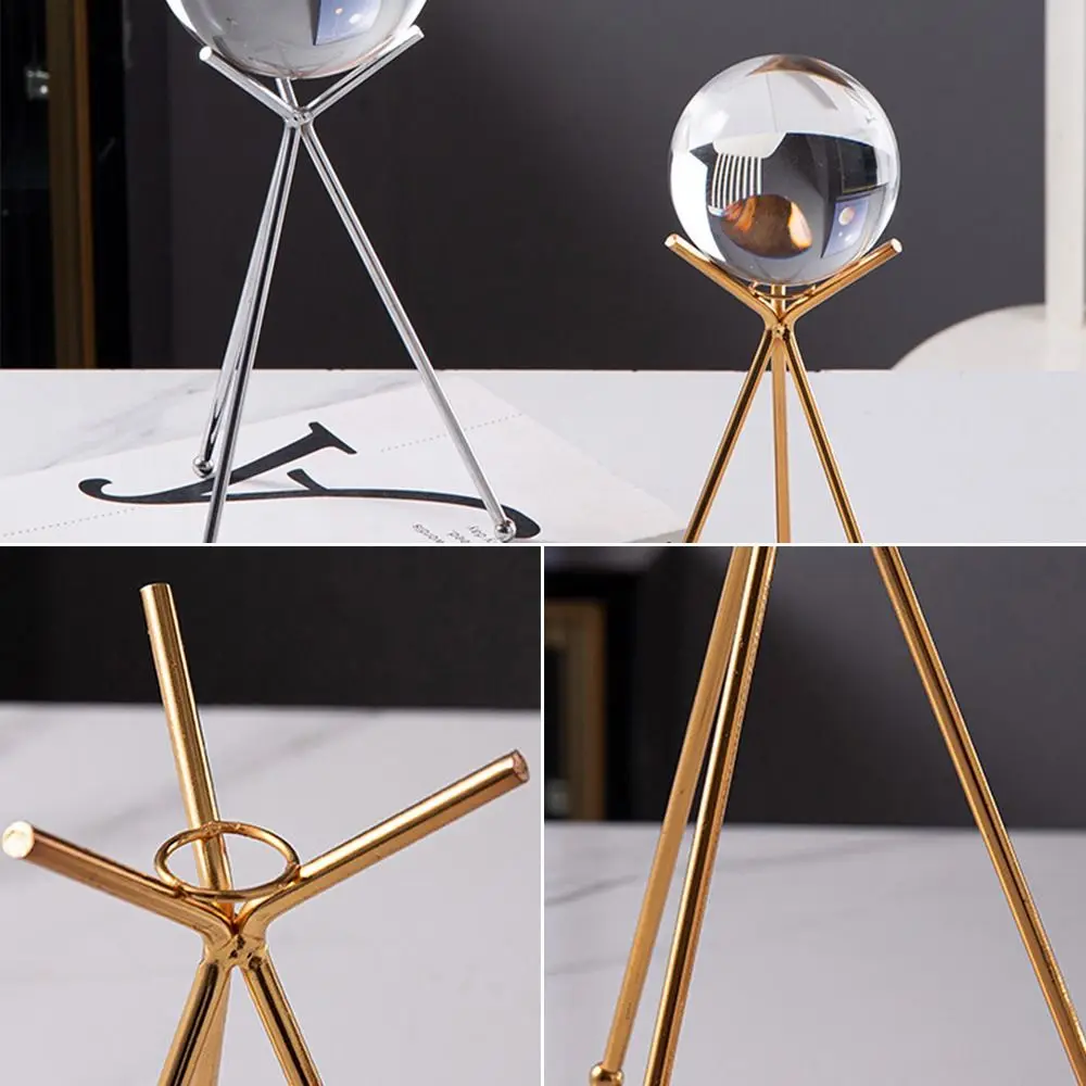 Металлическая подставка для шариков настольная треугольной формы с каменной