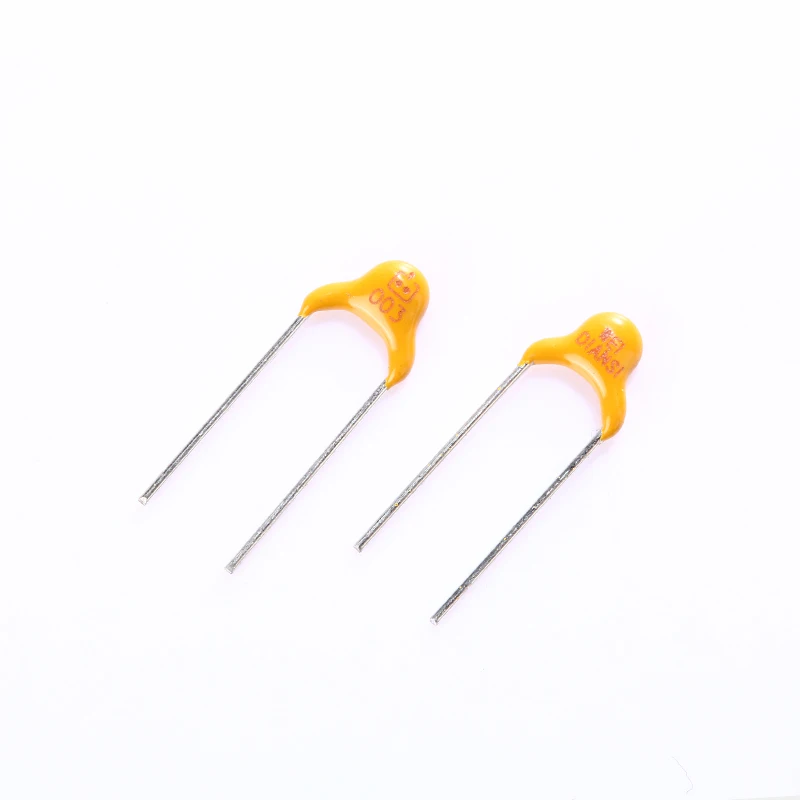 100 шт. встроенных самовосстанавливающихся предохранителей фотоэлемент 12 В а А-15 А