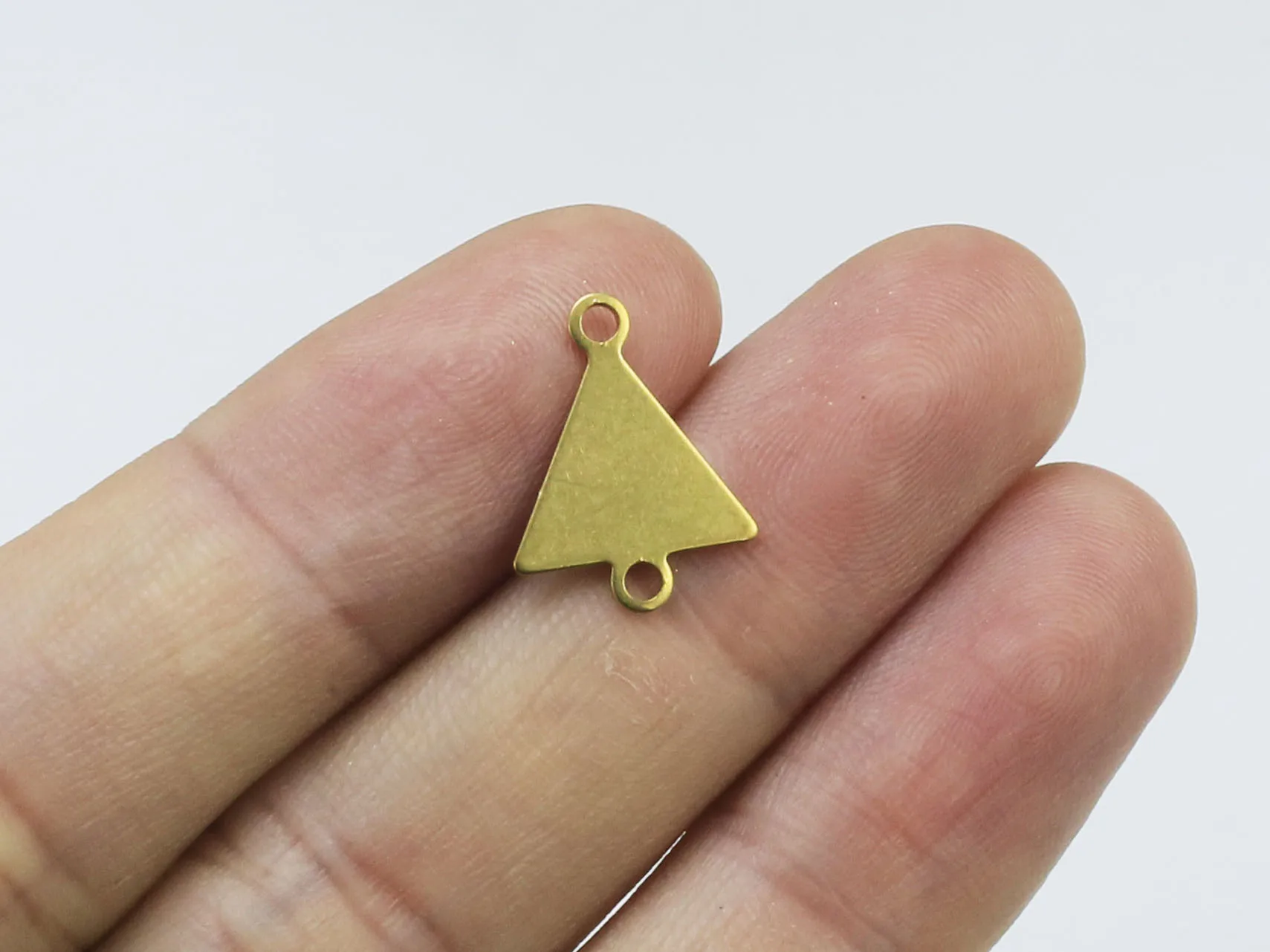 

Triangle Earring Connector, Geometric Brass Findings, Link Chain Connector, Link Chain Connector, Jewelry Making R1755