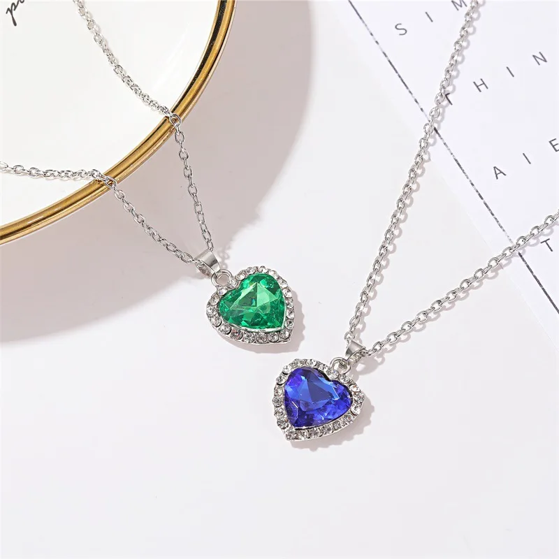 

Crystal gemstone love necklace temperament classic ocean heart high-end luxury temperament necklace peach heart green necklace