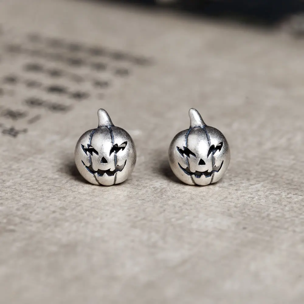 

S925 Sterling Silver Half Solid Halloween Pumpkin Head Earstuds Punk Personalized Earrings
