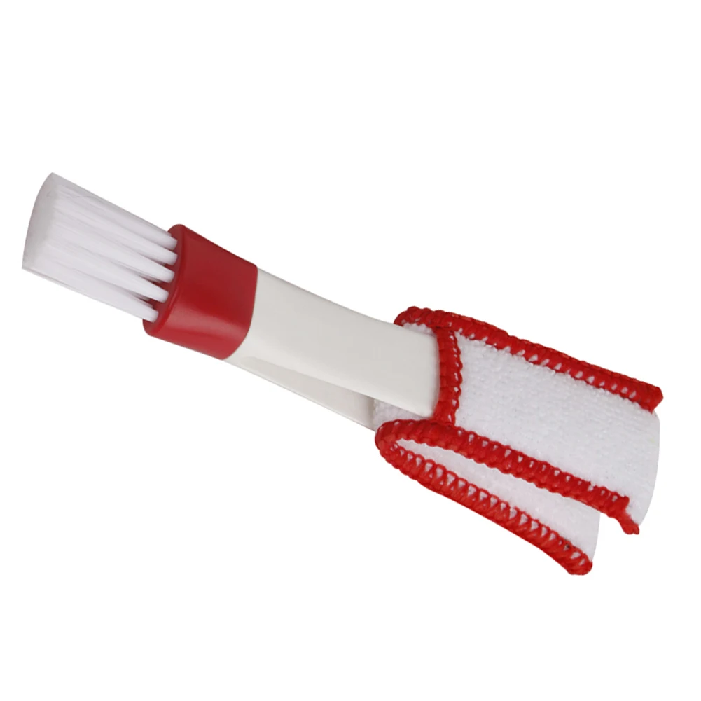 

Щетка из микрофибры для вентиляции автомобиля