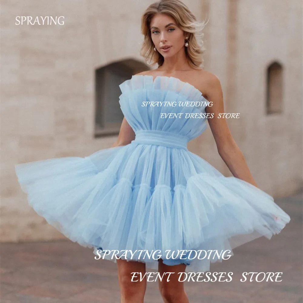 Женское платье-мини выше колена трапециевидного силуэта без бретелек