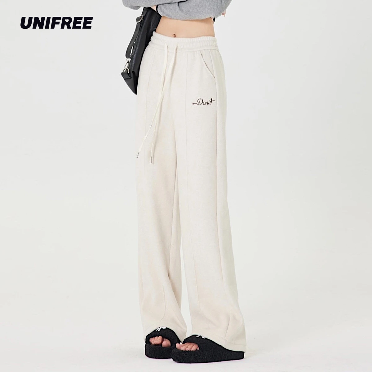 

UNIFREE Streetwear Baggy Pants Women Straight Leg Drawstring Elastic Waist Casual Oversize Sports Hip Hop Trousers