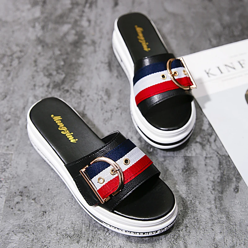 

2022 Woman Flip Flops Flat Shoes Comfortable Woman Women's Sandals Ladies Luxury Home Platform Slides Flip Flops Summer 40