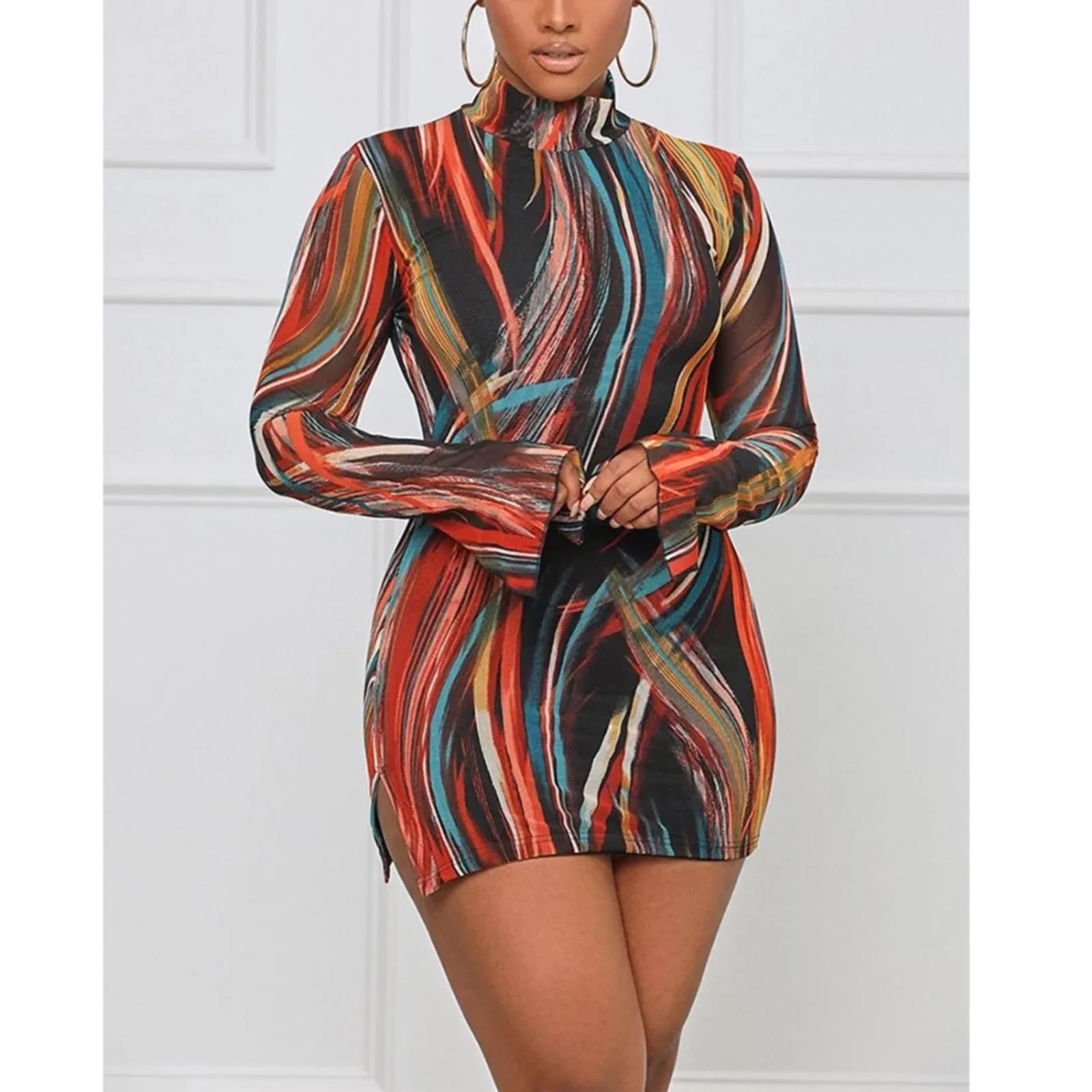 

Европейские и американские женские клубные сексуальные платья с принтом, открытыми расклешенными рукавами, полувысоким воротником и бисер...