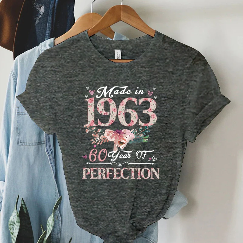 

Perfect 60th Birthday T Shirt for Women Made In 1963 Print Tee Y2k Aesthetic Clothes Gifts for Mom Tshirt Harajuku Streetwear