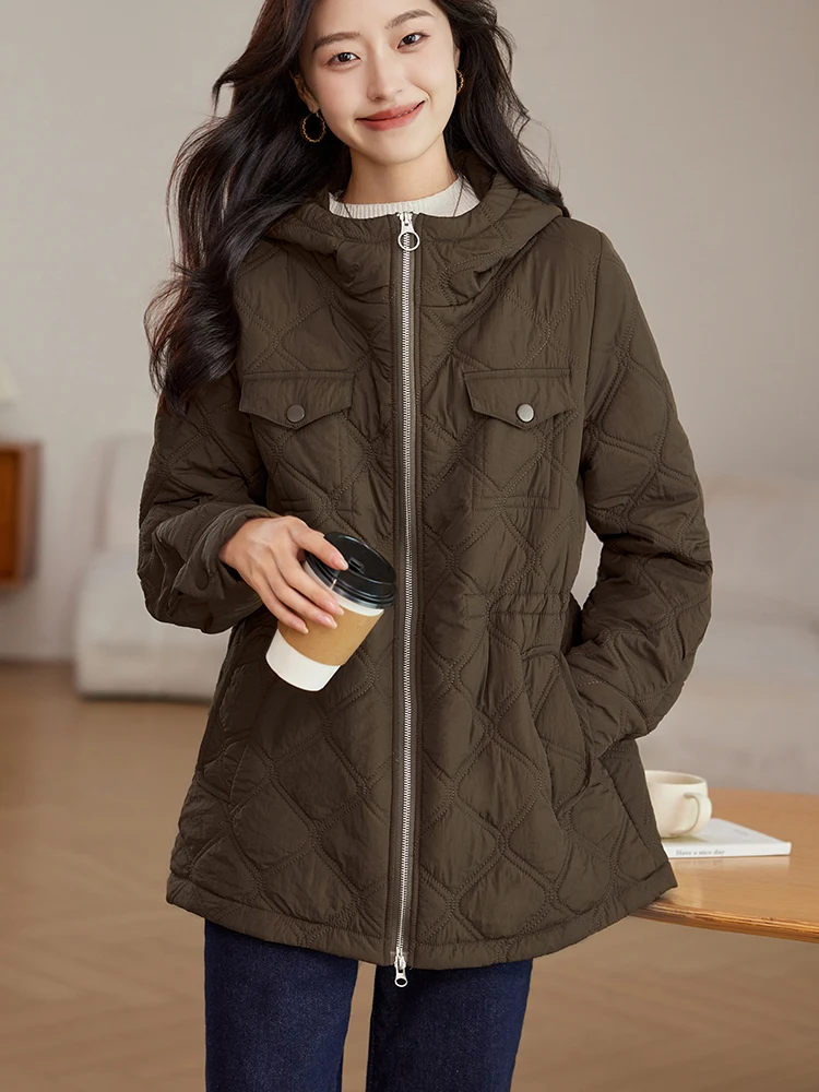 Стеганая верхняя одежда с ромбами женская зимняя новинка 2024 свободная куртка