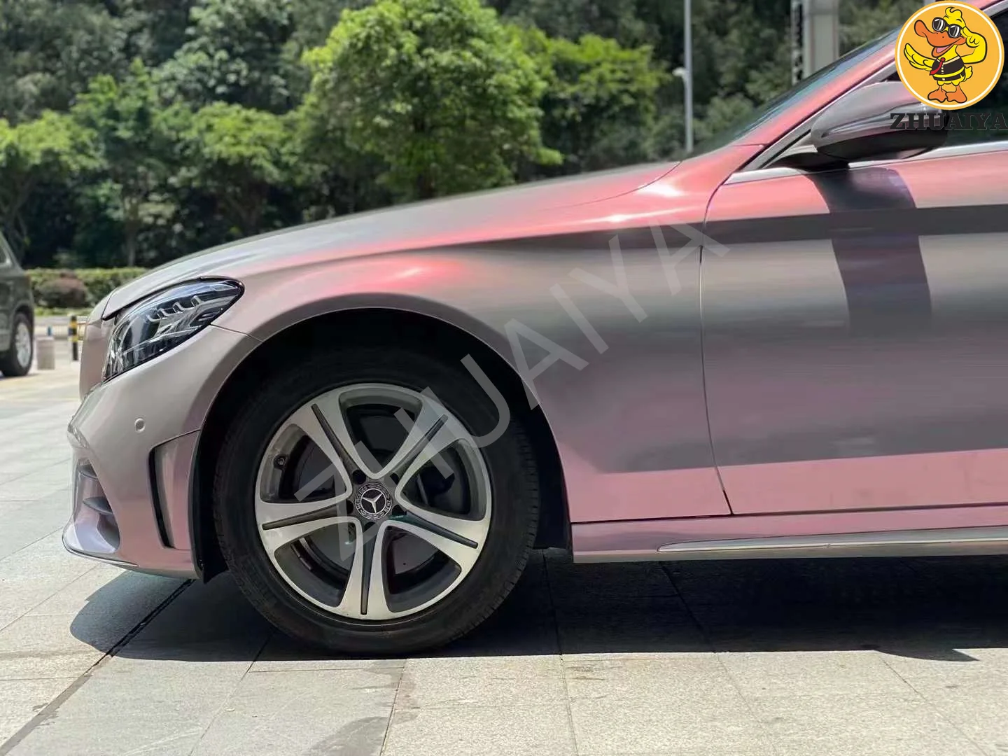 Рисунок 5 - Высококачественные автомобильные наклейки из ТПУ