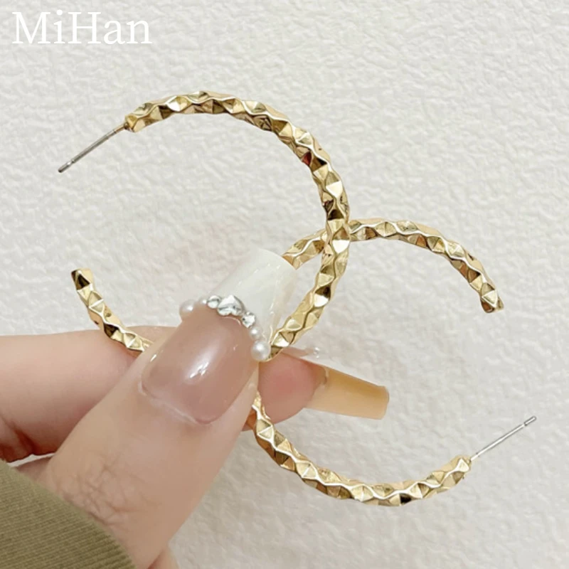 

Fashion Jewelry 925 Silver Needle 2023 Trend New European and American Design Metal Earrings For Women Fashion Accessories